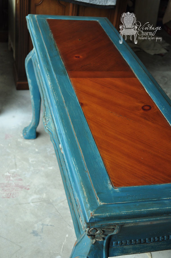 Aubusson-Blue-Entry-Table-R