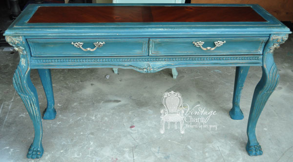 Painted-Entry-Table-Makeove