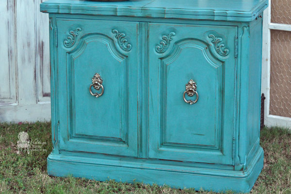painted-french-furniture