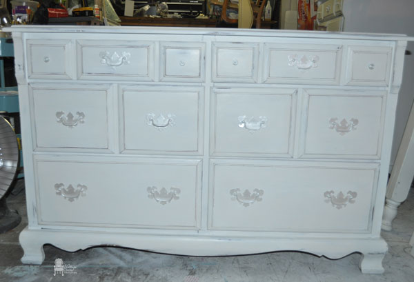 white-painted-dresser