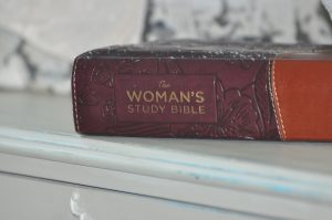 NKJV Woman's Bible Study